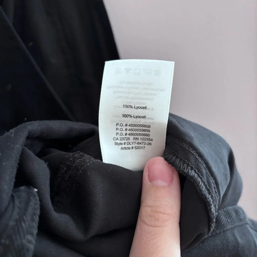 Aritzia Wilfred |‎ Black Short Overalls
